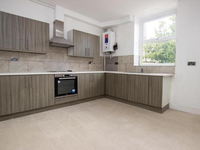 House for sale in Knowle Fold, Darwen