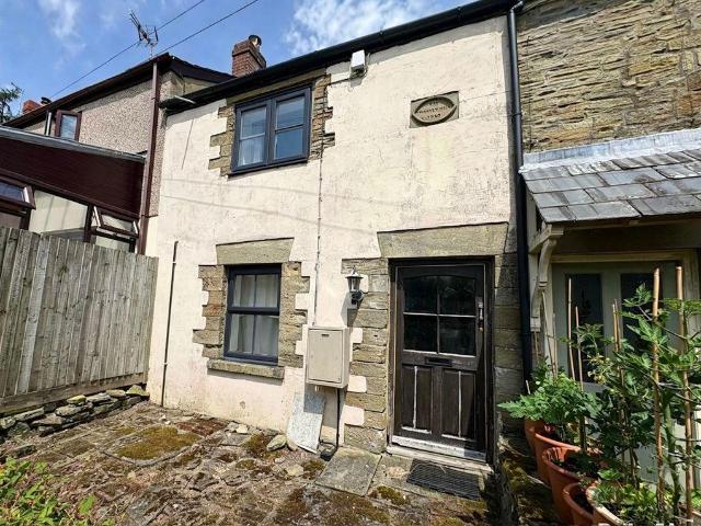 House for sale in Bromsberrow Heath, Gloucestershire