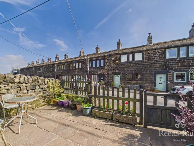 House for sale in West Yorkshire
