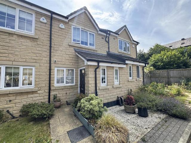 House for sale in Stubbin, Deepcar