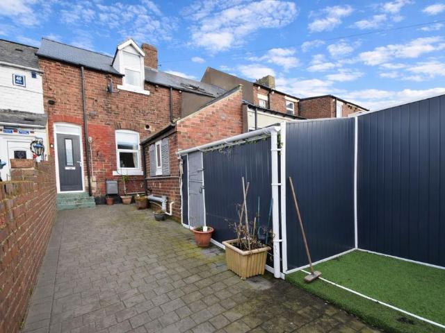 House for sale in Clough Dene