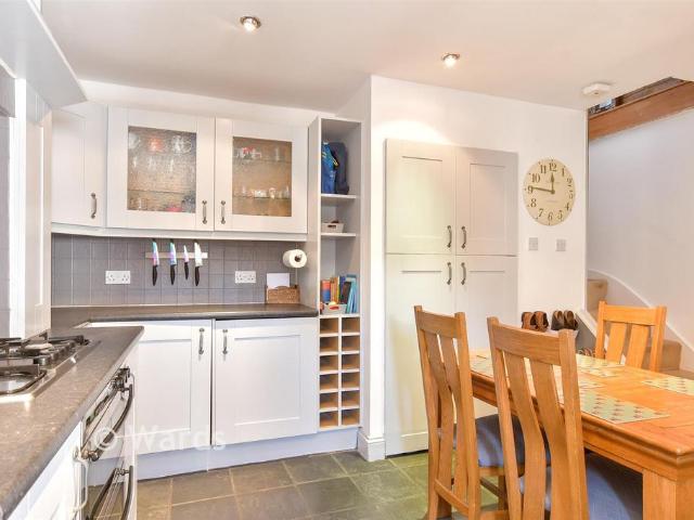 House for sale in Windmill Hill, Hamerton