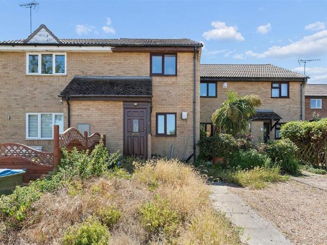 House for sale in The Butts, Kent