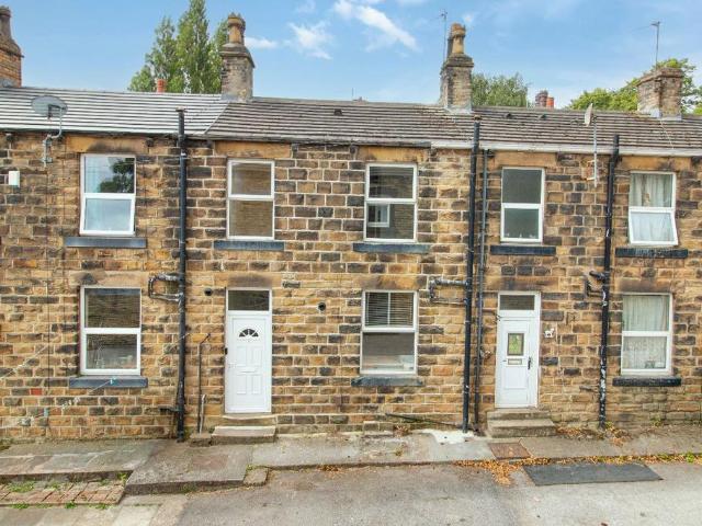 House for sale in Churwell, West Yorkshire