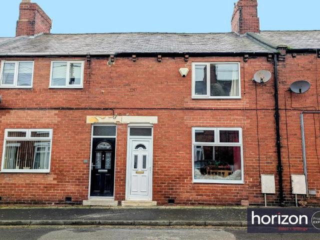 House for sale in Lambton