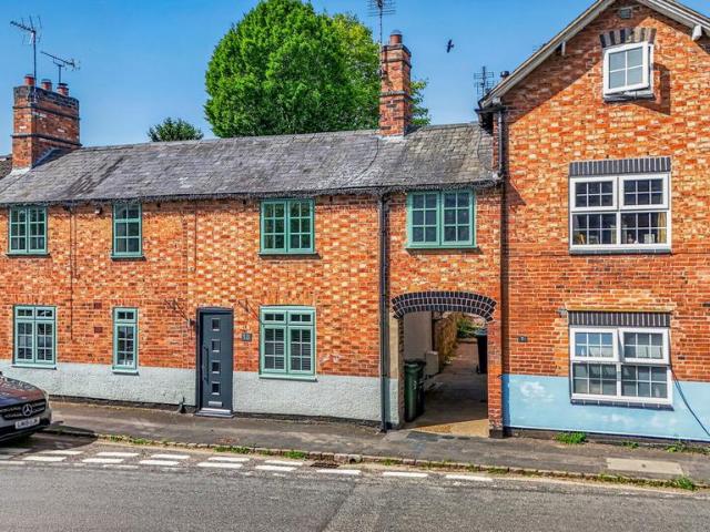 House for sale in Elmfield, Leicestershire
