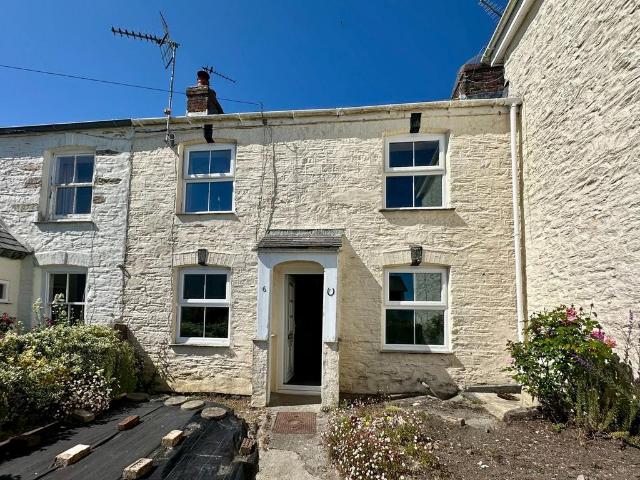 House for sale in Tywardreath, Cornwall