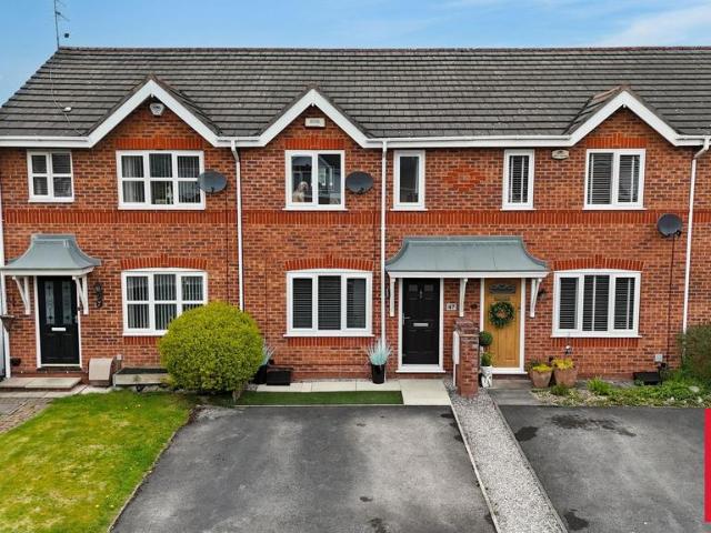 House for sale in Higher Irlam, Salford