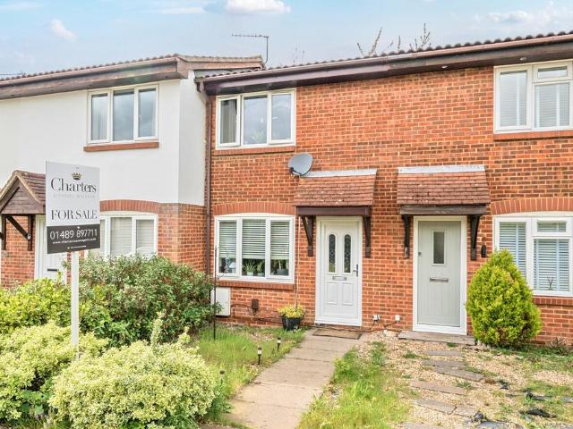 House for sale in Hedge End, Helford