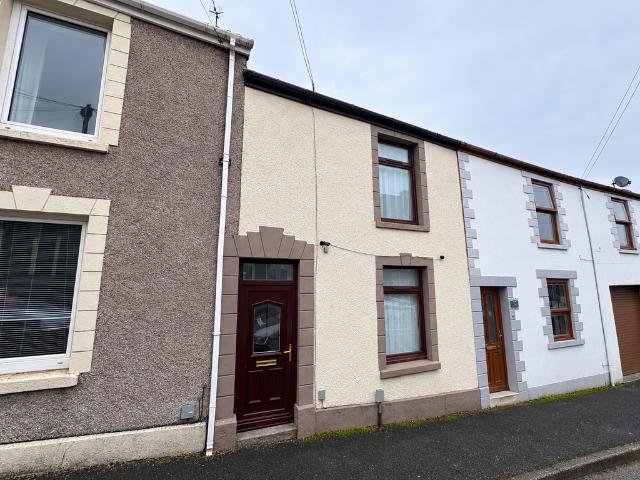 House for sale in Plasmarl, Swansea
