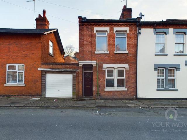 House for sale in Northampton, Northamptonshire