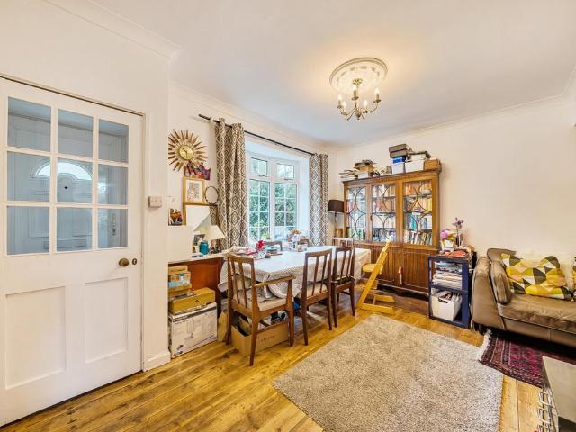 House for sale in Roehampton, Greater London