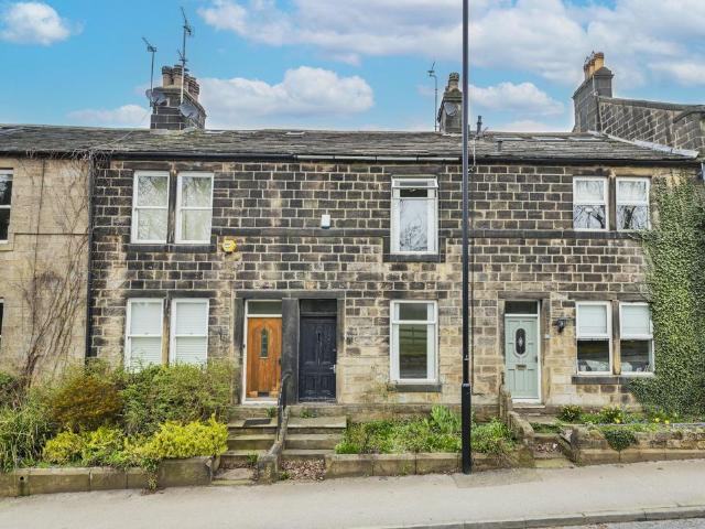 House for sale in Yeadon, West Yorkshire
