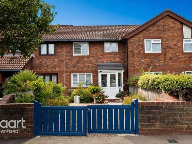 House for sale in London Borough of Newham, Greater London