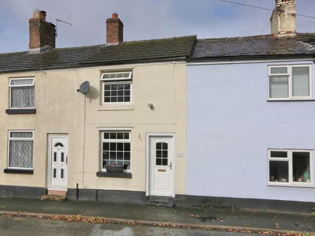 House for sale in Hurdsfield, Macclesfield