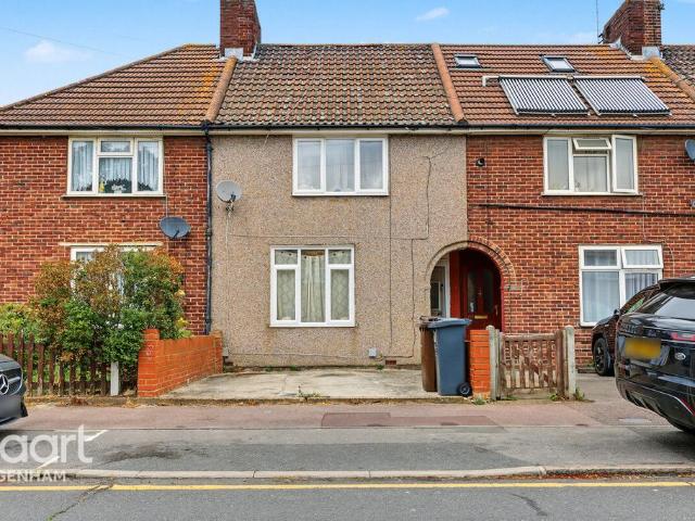 House for sale in Scrattons Farm, Greater London