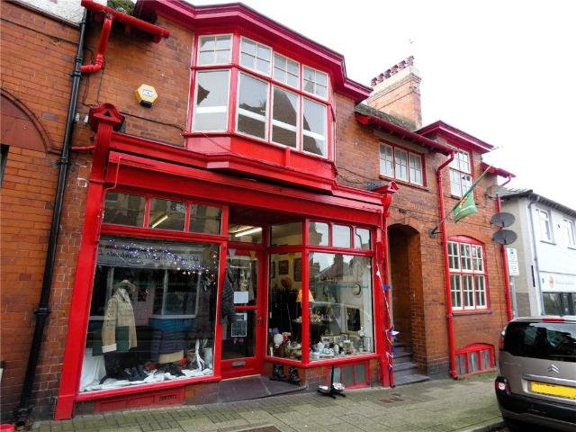 House for sale in Llanfairfechan, Wales