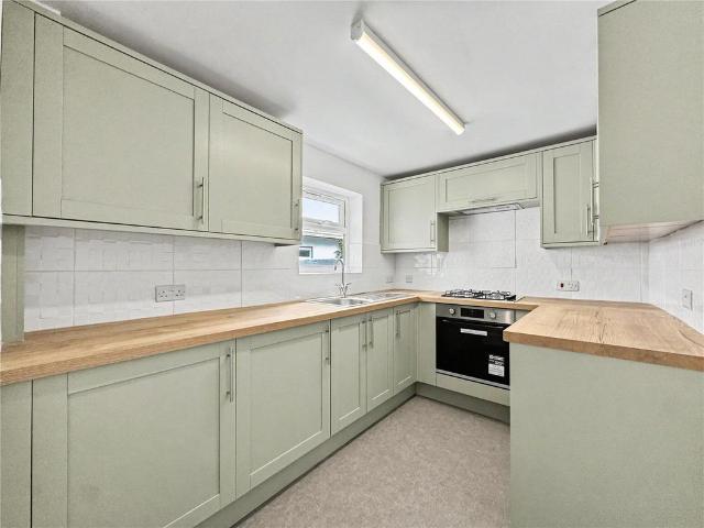House for sale in Brompton, Gillingham