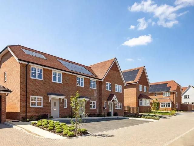 House for sale in Perryfields, West Sussex