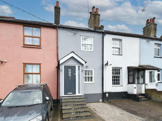 House for sale in Coxtie Green, Navestock Side