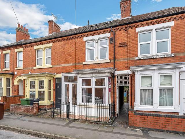 House for sale in Elmfield, Leicestershire