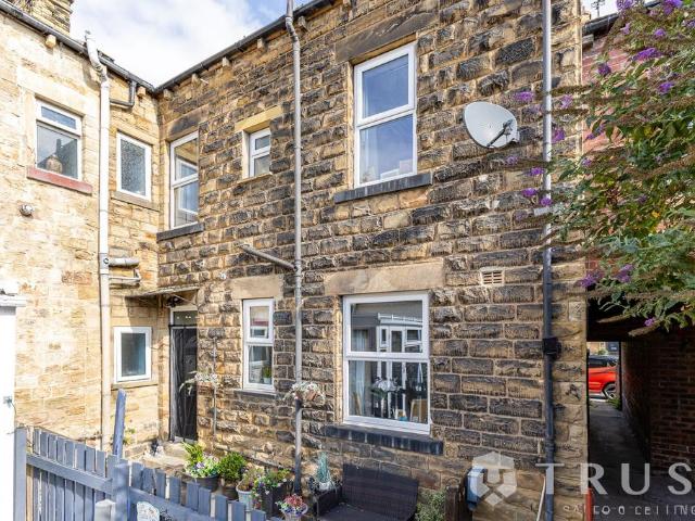 House for sale in Firthcliffe, Millbridge