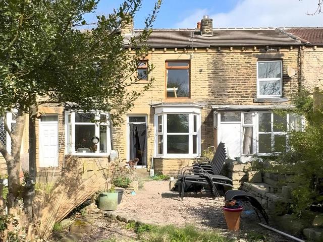House for sale in Batley, West Yorkshire