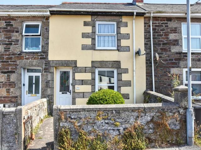 House for sale in Mount Ambrose, Cornwall