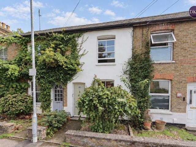 House for sale in Batchworth
