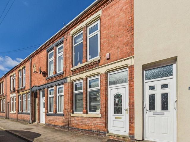 House for sale in Elmfield, Leicestershire