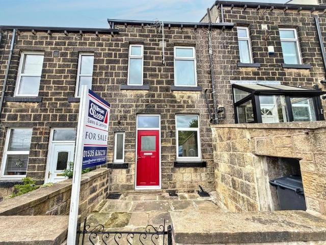 House for sale in Riddlesden, West Yorkshire