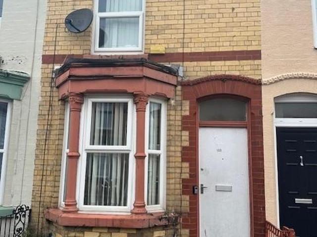 House for sale in Calderstones