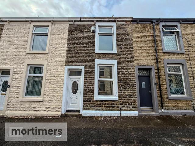 House for sale in Oakenshaw, Backburn
