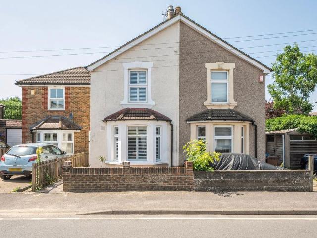 House for sale in Hillview, Surrey