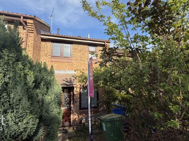 House for sale in Winkfield