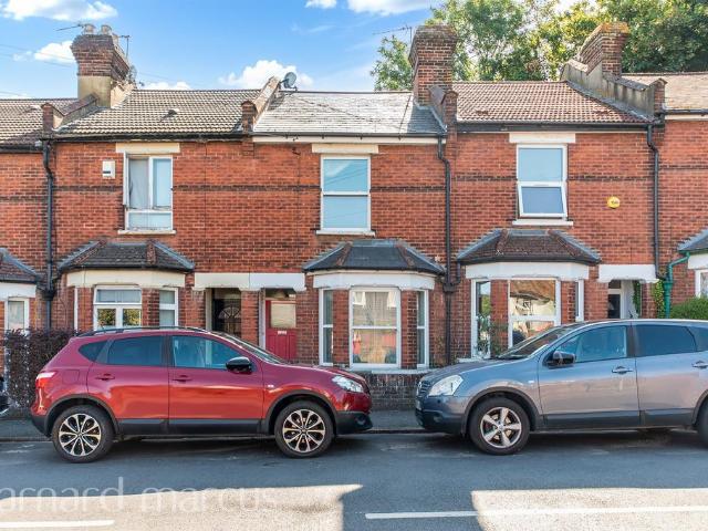 House for sale in London Borough of Croydon, Kenley