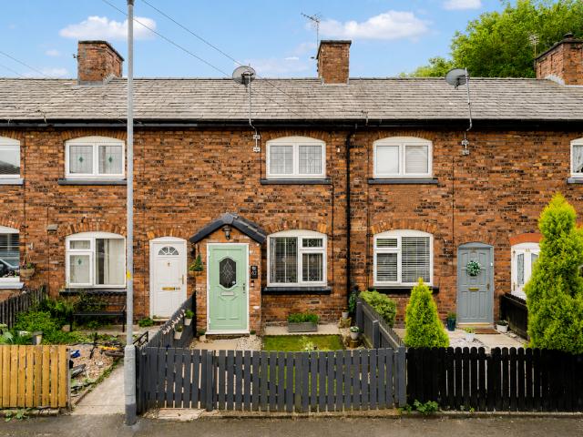 House for sale in Howe Bridge, Wigan