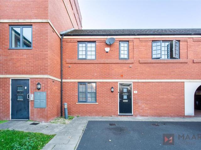 House for sale in St Matthew's, Leicester
