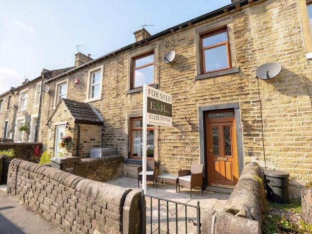 House for sale in West Vale, West Yorkshire