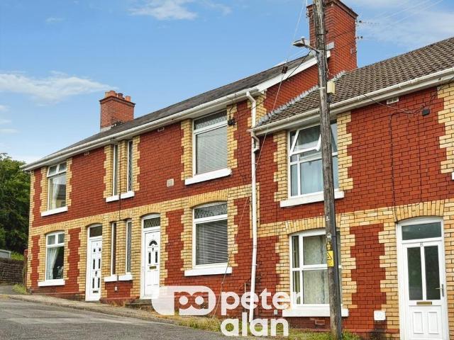 House for sale in Ynysawdre, Brynmenyn
