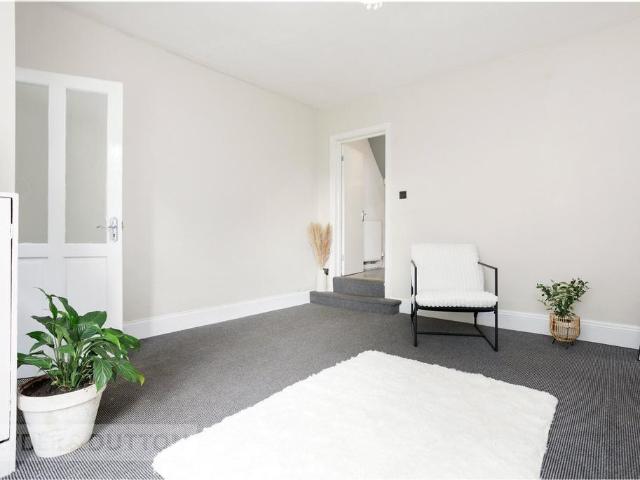 House for sale in Saddleworth, Pendock