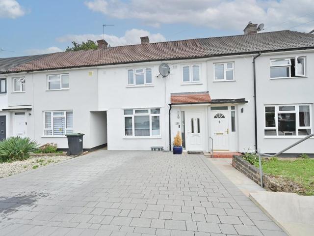 House for sale in South Oxhey, Three Rivers