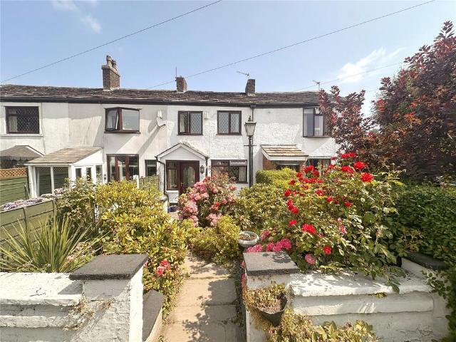 House for sale in Rhodes, Burnedge
