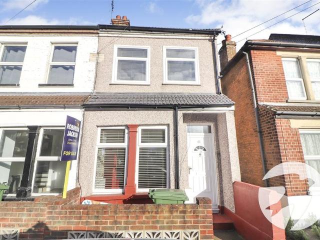 House for sale in North End, Greater London