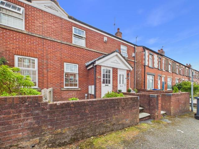 House for sale in Roby Mill, Lancashire