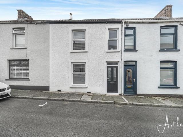 House for sale in Resolven, Wales
