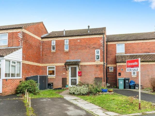 House for sale in Feckenham, City Of Bristol
