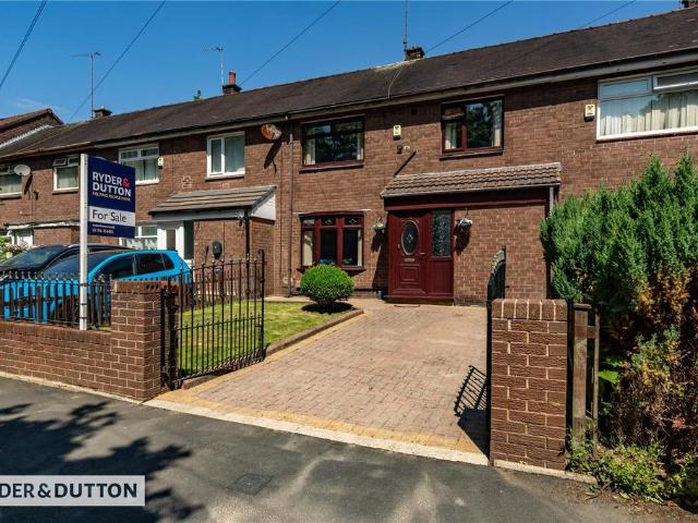 House for sale in Syke, Burnedge