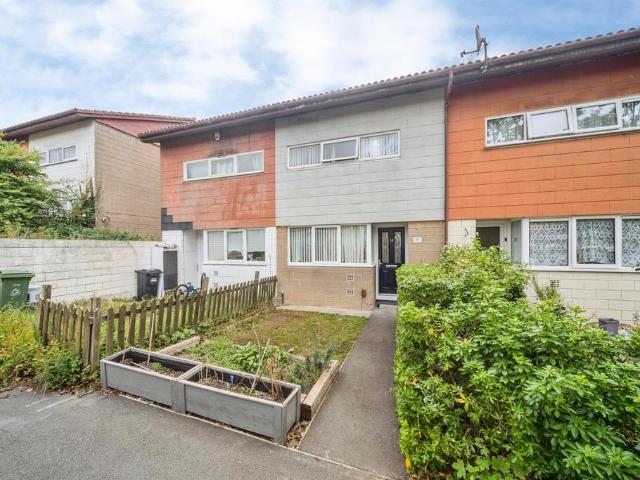 House for sale in Far Bletchley, Milton Keynes