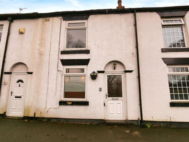 House for sale in Haughton Green, Greenheys